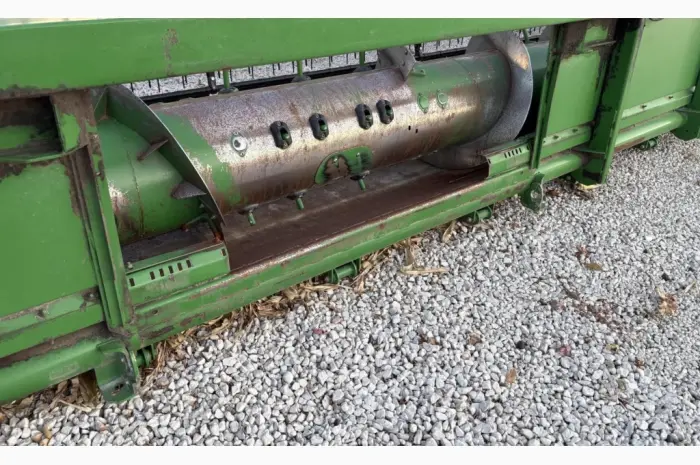 Жниварка John Deere 630 F Hydraflex шириною 9 метрів- фото № 6