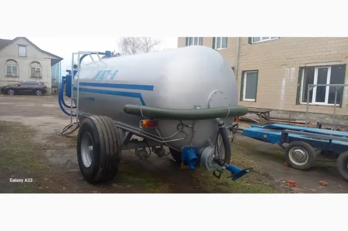 Бочка МЖТ-8 (8м3) вакумна з розкидачем- фото № 4