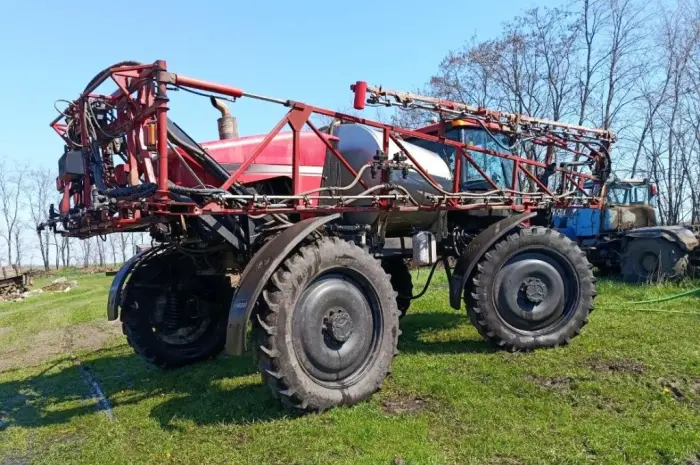 Обприскувач самохідний Case IH 3330 Patriot- фото № 4
