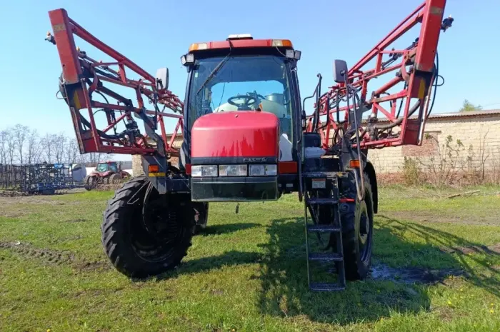 Обприскувач самохідний Case IH 3330 Patriot- фото № 2