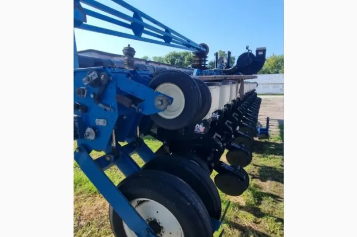 Сівалка точного висіву KINZE 3600 Precision Planting- фото № 6