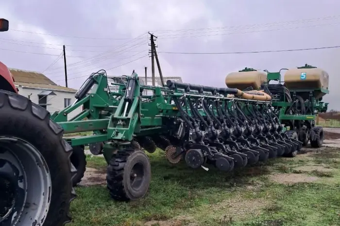 Сівалка Great Plains YP2425A-4715 24/47 рядкова (70/35 міжряддя)- фото № 1