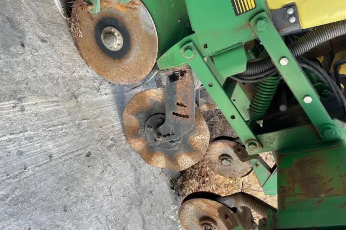 Продам сівалку просапну John Deere- фото № 5
