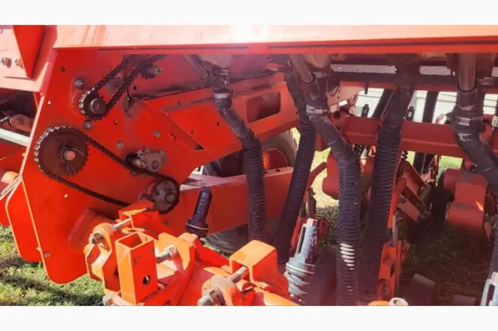 Продам 5-ти метрову зернову сівалку Kuhn SDM 2227/29- фото № 6