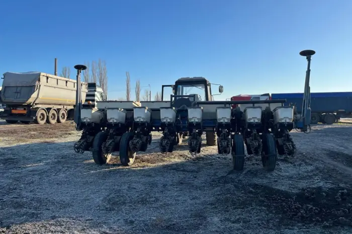 Продам Сівалку Kinze 3000- фото № 1