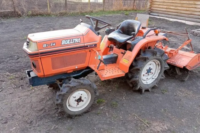 Мінітрактор Kubota 14 л- фото № 1