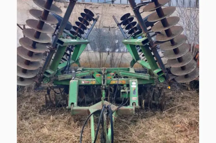 Важка дискова борона John Deere 630- фото № 1