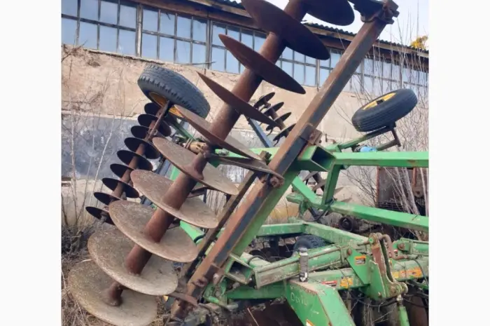 Важка дискова борона John Deere 630- фото № 5