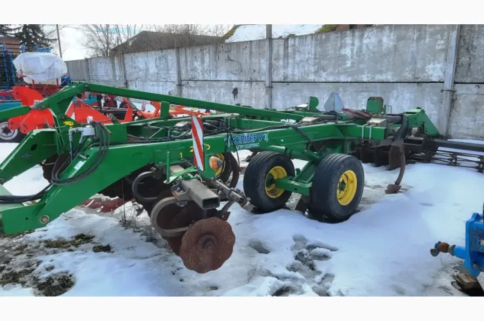 Продаж Дисковий глибокорозпушувач John Deere 2720 Disk Ripper- фото № 6