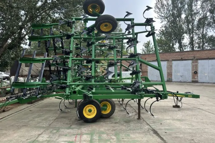 Культиватор John Deere 980 шириною 11 метрів- фото № 5