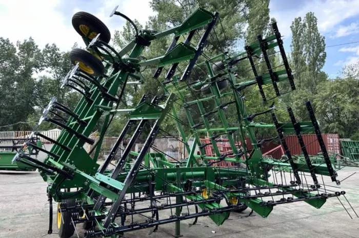 Культиватор John Deere 980 шириною 11 метрів- фото № 8
