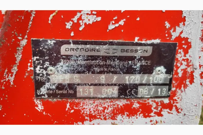 Плуг оборотний Gregoire-Besson SPB 9- фото № 3