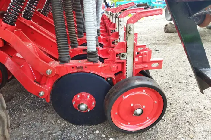 Сеялка зерновая Kuhn Sdm 2227/29- фото № 3