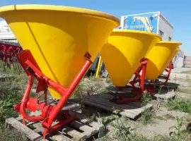 Зображення для оголошення Розкидач міндобрив лійка 500 кг фірми Jar-Met Польща