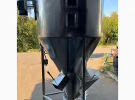 Зображення для оголошення Вертикальний змішувач для продуктів з нержавіючої сталі 304. 2000 літрів