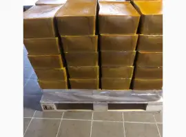 Зображення для оголошення Віск очищений бджолиний у шматках та гранульований