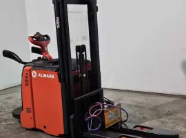 Зображення для оголошення Поводковий штабелер Linde L12AP 2019 р. 756 мг 2924 мм підйом 1915мм габарит