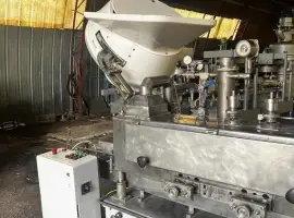 Зображення для оголошення Машина закаточна Ж7-УМТ-6