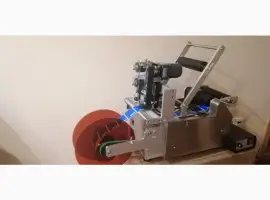 Зображення для оголошення Полуавтоматический этикетировщик круглой тары банки