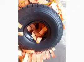 Зображення для оголошення Шина 12.00R20 20PR ромб тяга