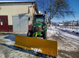 Зображення для оголошення Відвал для снігу на мінітрактор
