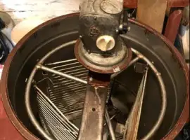 Зображення для оголошення Медогонка для меду б/в