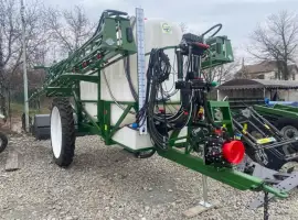 Зображення для оголошення Продам причіпний обприскувач Spray Expert 3000-24