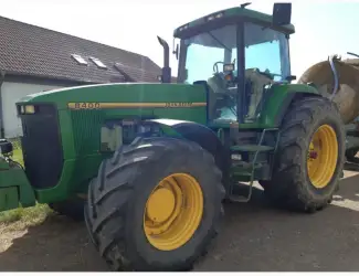 Зображення для оголошення Трактор John Deere 8400