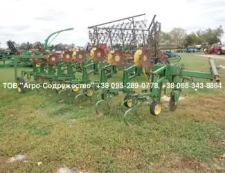 Зображення для оголошення Из США - пропашной культиватор John Deere 825 /8 рядный
