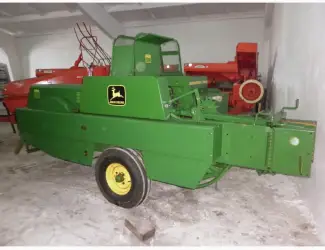 Зображення для оголошення Пресс подборщик john deere 330 бу
