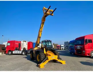 Зображення для оголошення Розмитнений телескопічний навантажувач JCB 540-140