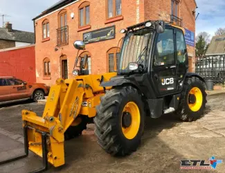 Зображення для оголошення Телескопический погрузчик JCB 531-70