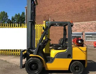Зображення для оголошення Вилочный погрузчик Nissan UG1F2A35DU