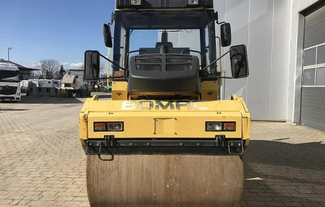 Каток Тандемный Bomag BW 174 AС