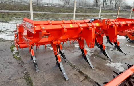 Глибокорозпушувач Toscano IPST-09