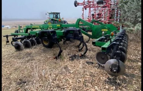 Глубокорыхлитель диск-ріпер JOHN DEERE Джон Дир 2700
