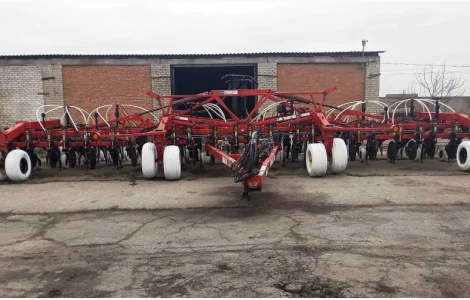 Посевной комплекс BOURGAULT 3310 с бункером 6350