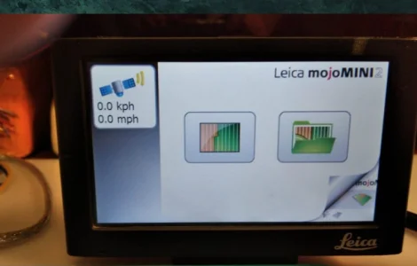 Система параллельного GPS вождения агро навигатор Leica mojoMINI 2