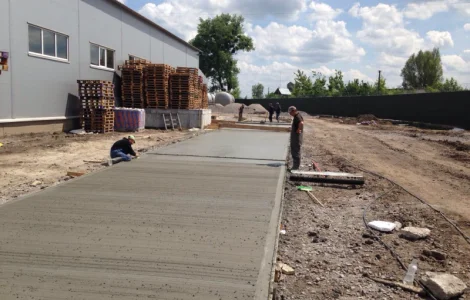 Залить фундамент