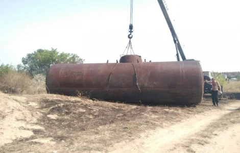 Ёмкости металлические б/у