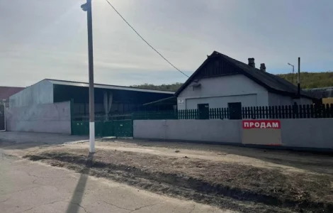 Продам складские помещения с участком Одесская область