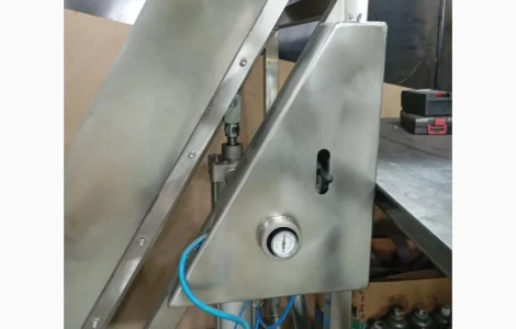 Продам перекидач мішків пневматичний