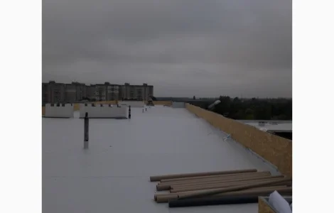 Капитальный ремонт кровли элеватора пвх мембраной