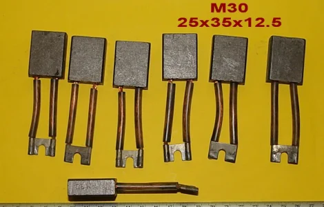 Ел. щітка М30 розмір 25х35х12