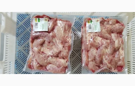 Продам шею куриную / Продам шею куриную (охлажденную и замороженную)