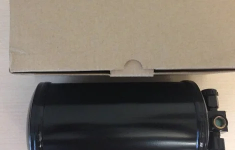 Фильтр осушитель для техники John Deere AH137486 AH211387 AR59780 AT125596 AT162848