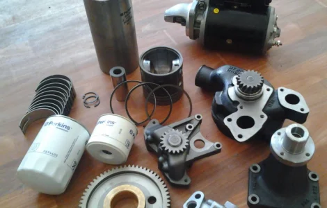 Запчасти на двигатель Perkins/Перкинс