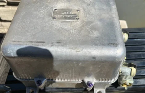 Реле-регулятор напруги РРТ-32