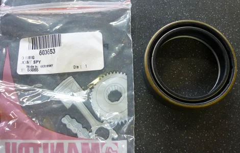 Сальник гумометалевий Manitou 603653