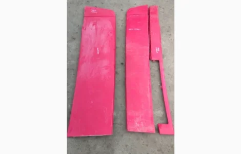 504350563 Спойлер кабины боковой правый Iveco Stralis 5801672866